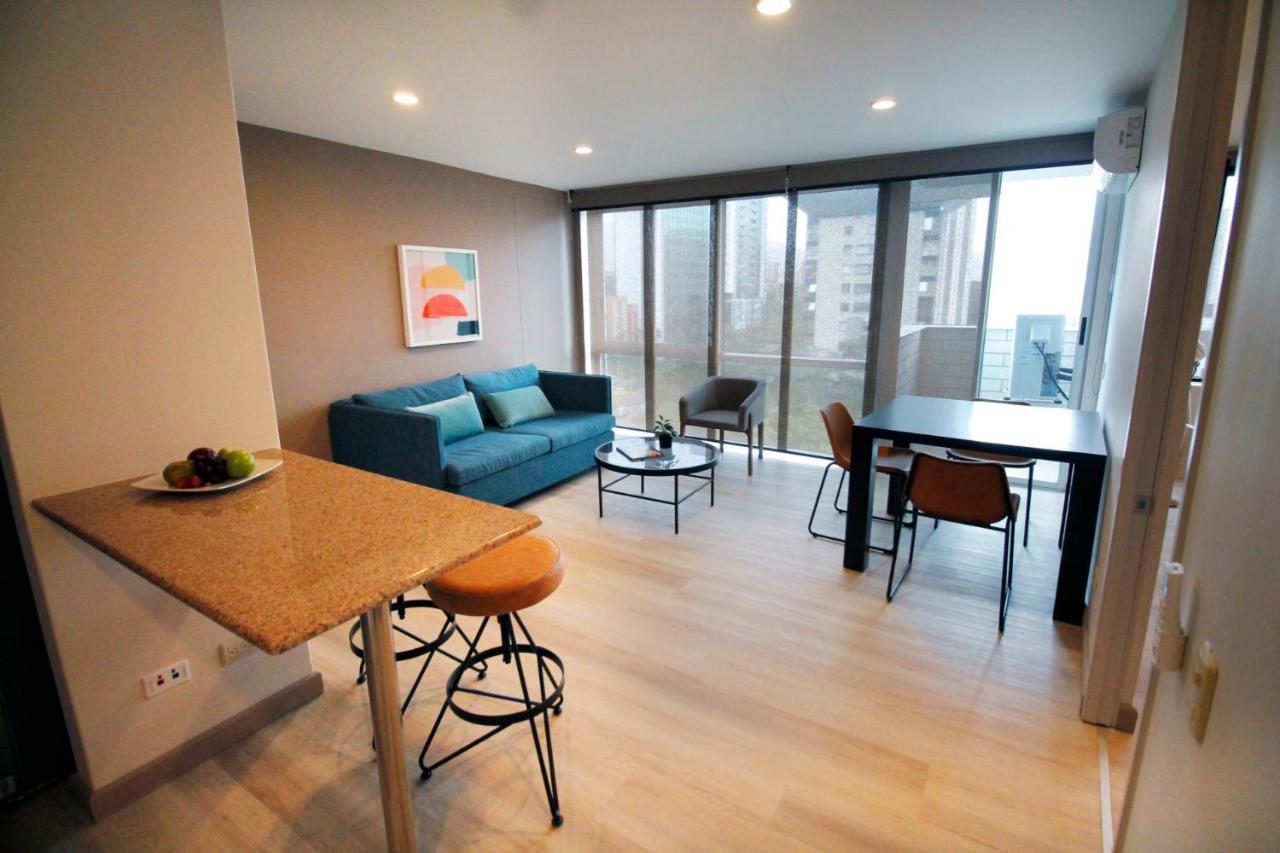 Estelar Apartamentos מדיין מראה חיצוני תמונה